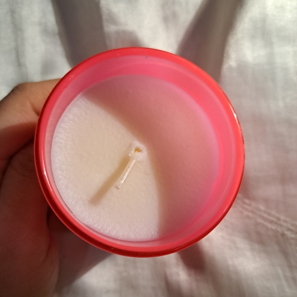 DW Home Candle - Picture 2 of 5